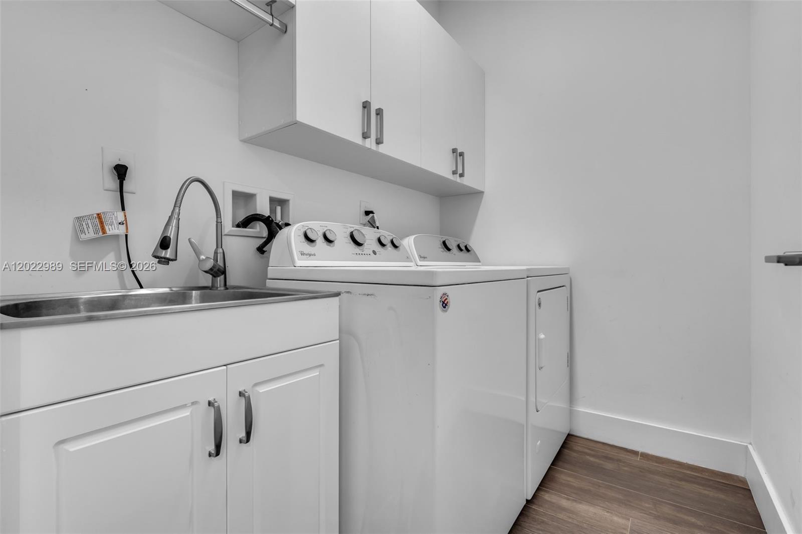 DORAL COMMONS RESIDENTIAL - Residential