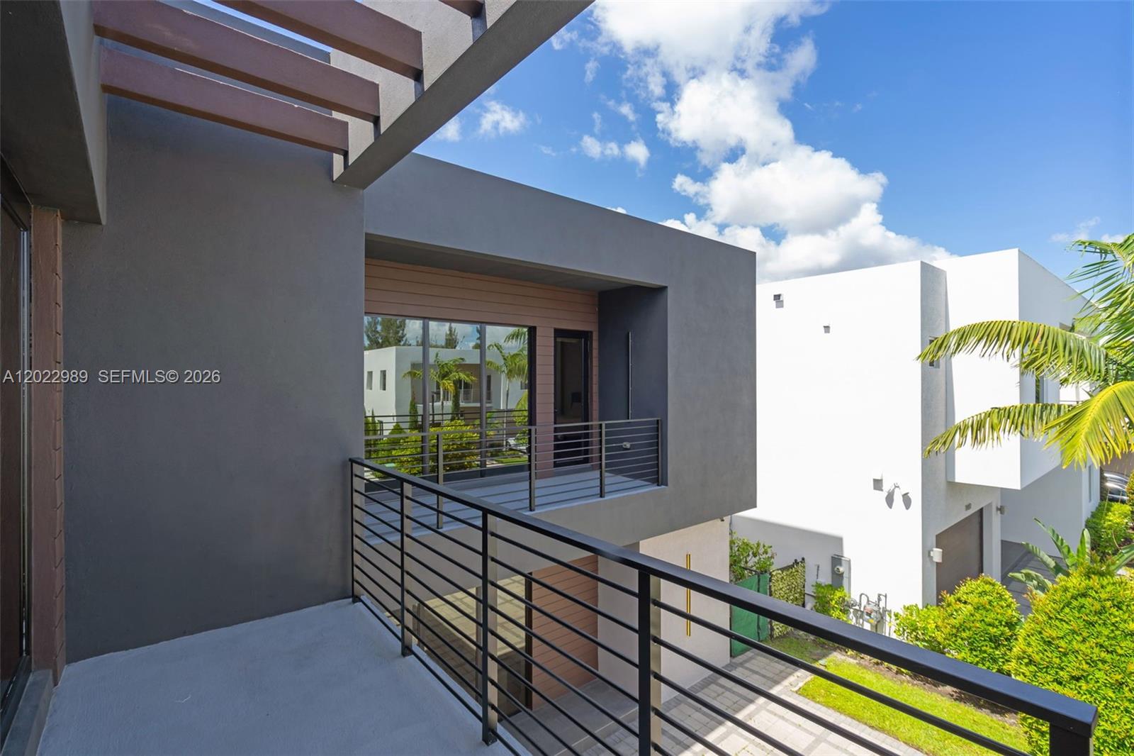DORAL COMMONS RESIDENTIAL - Residential