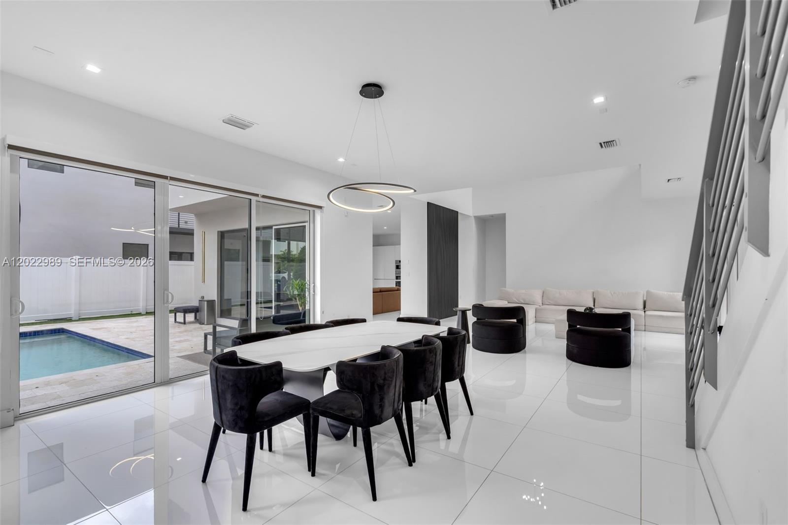 DORAL COMMONS RESIDENTIAL - Residential