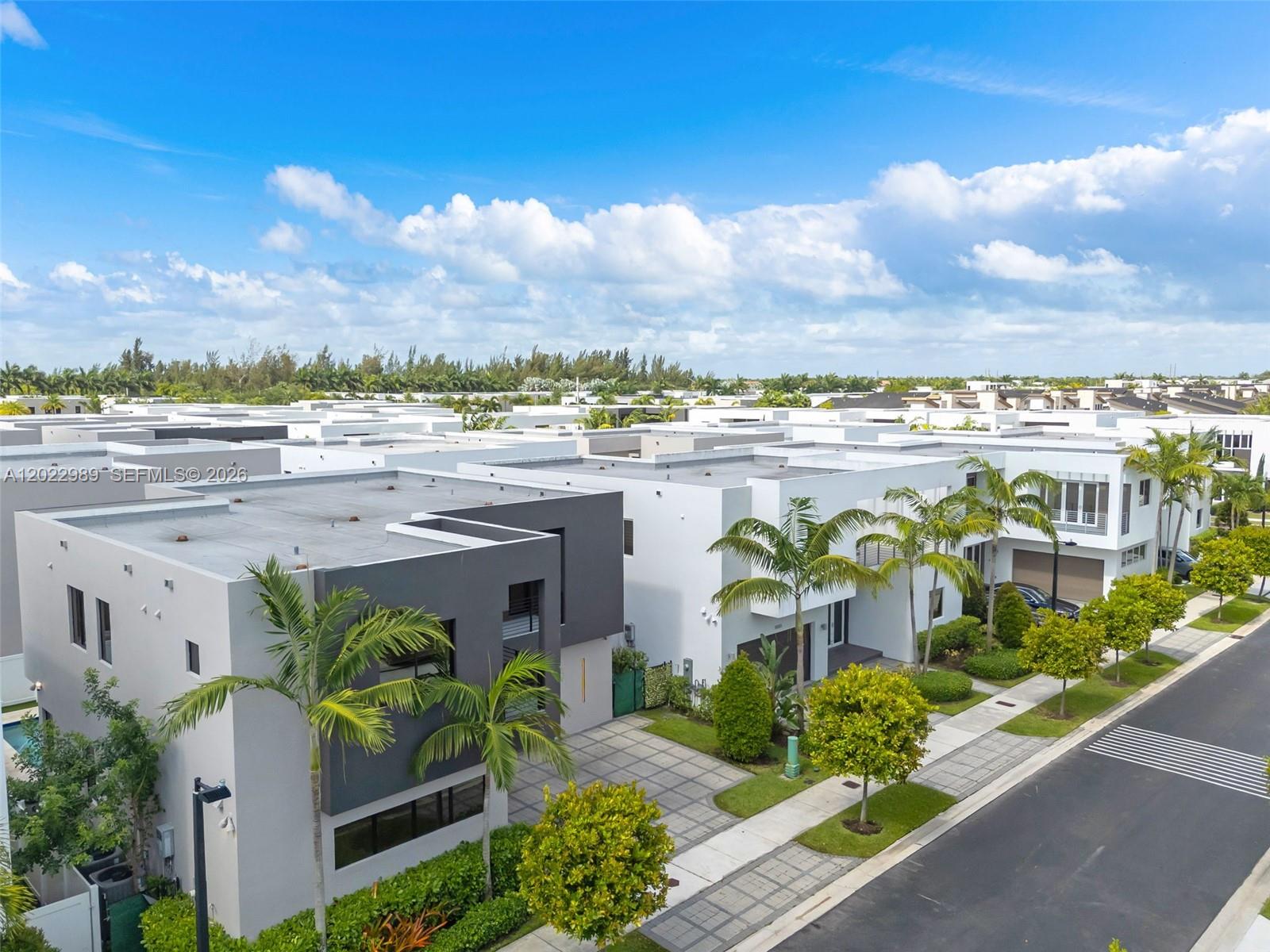 DORAL COMMONS RESIDENTIAL - Residential