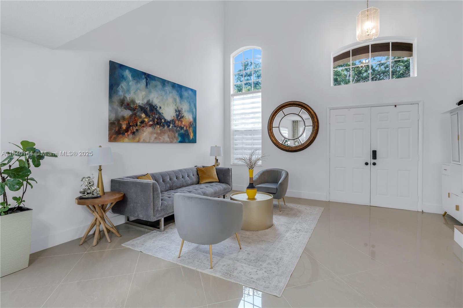 1204 Bayview Cir