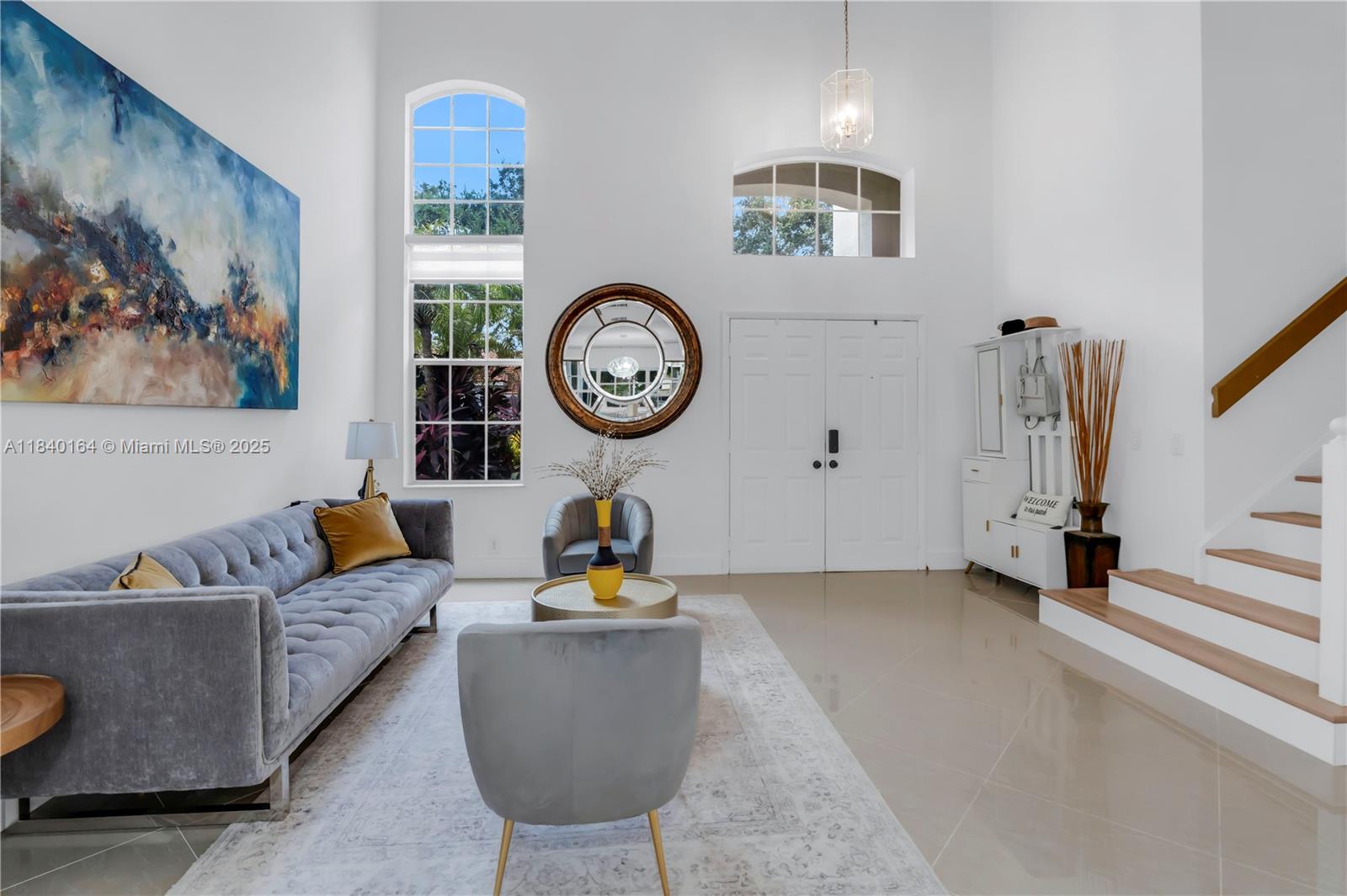 1204 Bayview Cir