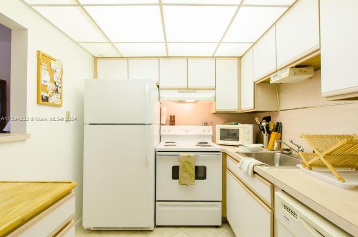 MANSFIELD AT CENTURY VILL - Residential