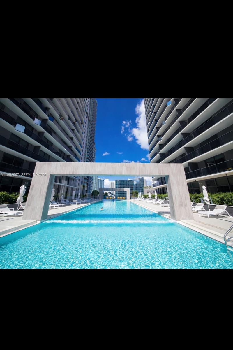 BRICKELL HEIGHTS EAST CON - Residential