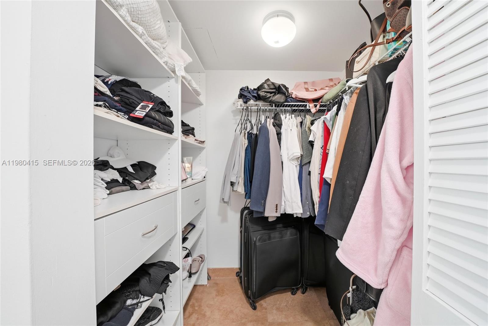 BRICKELL ON THE RIVER S T - Residential