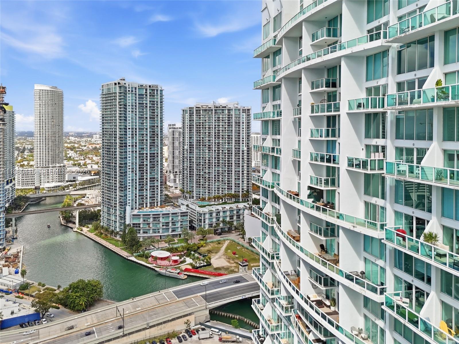 BRICKELL ON THE RIVER S T - Residential