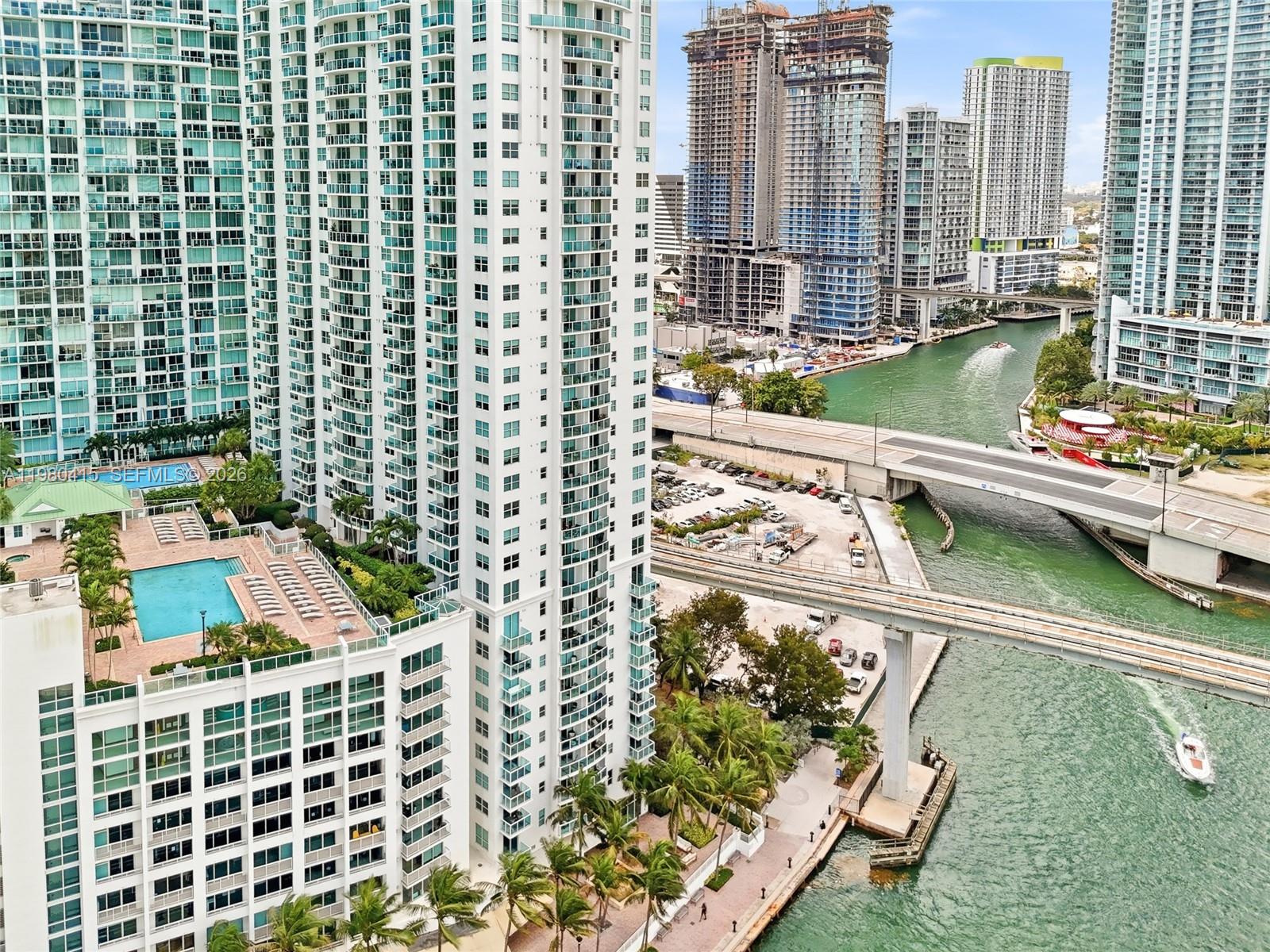 BRICKELL ON THE RIVER S T - Residential
