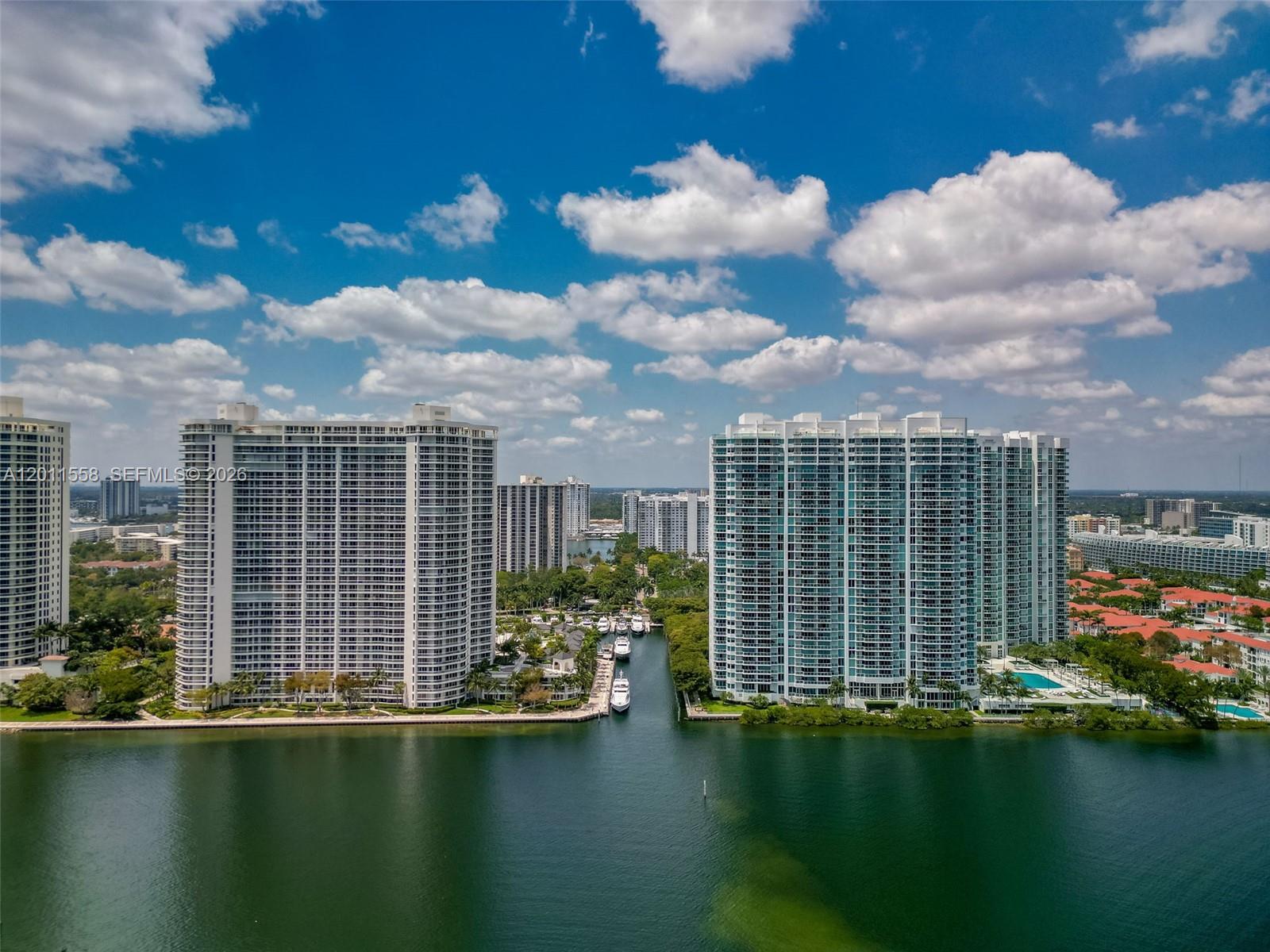 THE PENINSULA CONDO - Residential