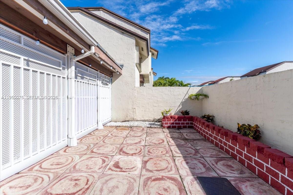 SPRING LAKES VILLAGE II CO - Residential