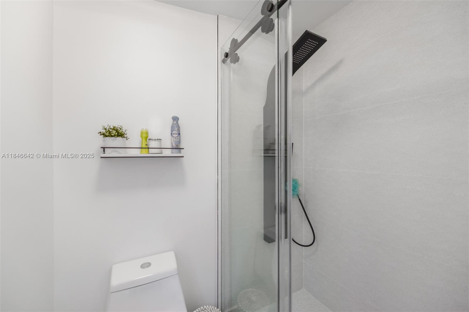 SEXTON COVES ESTATES - Residential