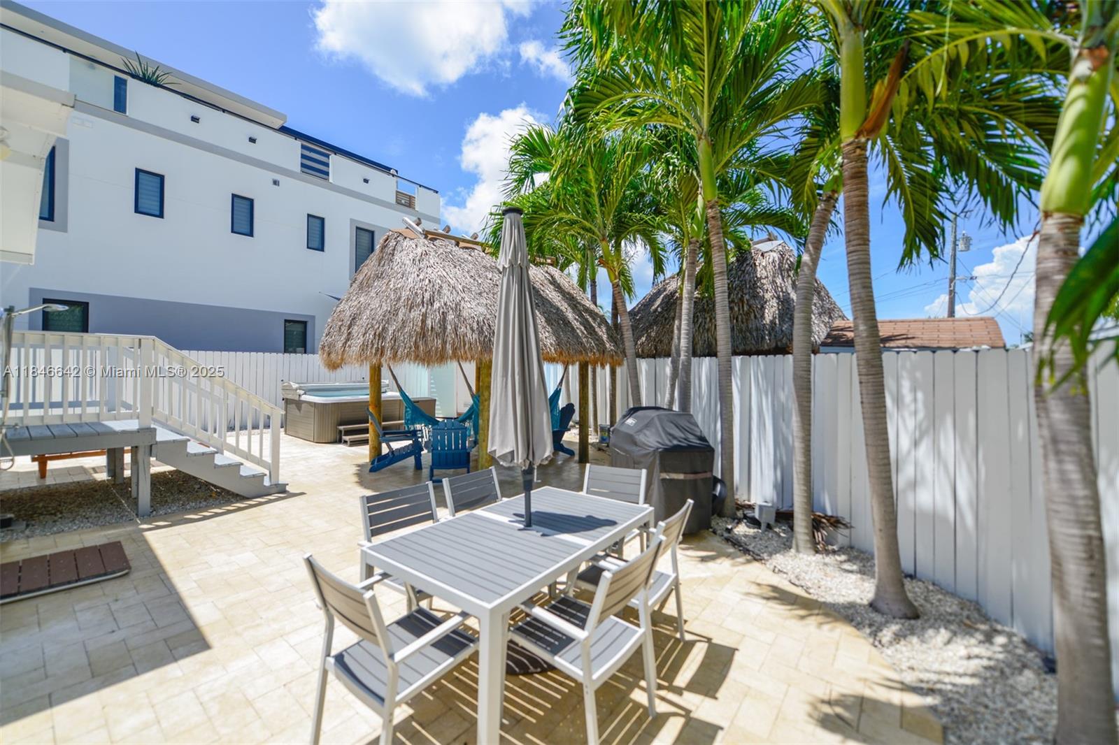 SEXTON COVES ESTATES - Residential