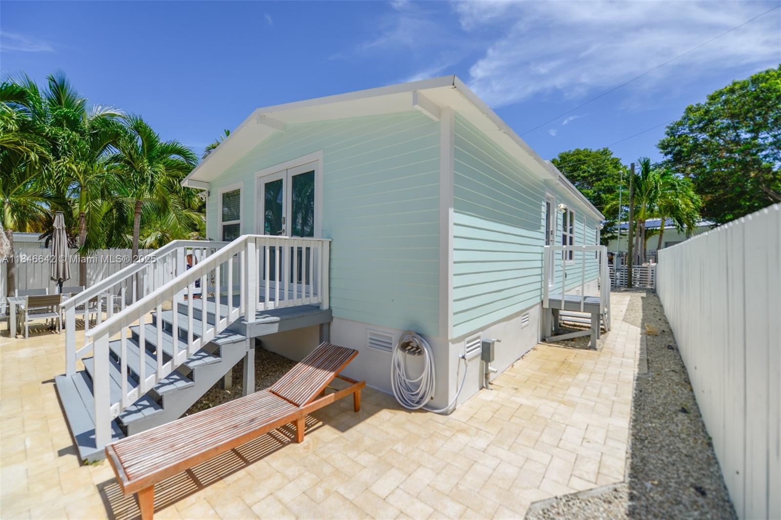 SEXTON COVES ESTATES - Residential