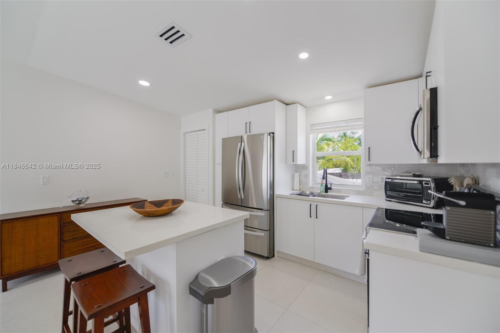 SEXTON COVES ESTATES - Residential