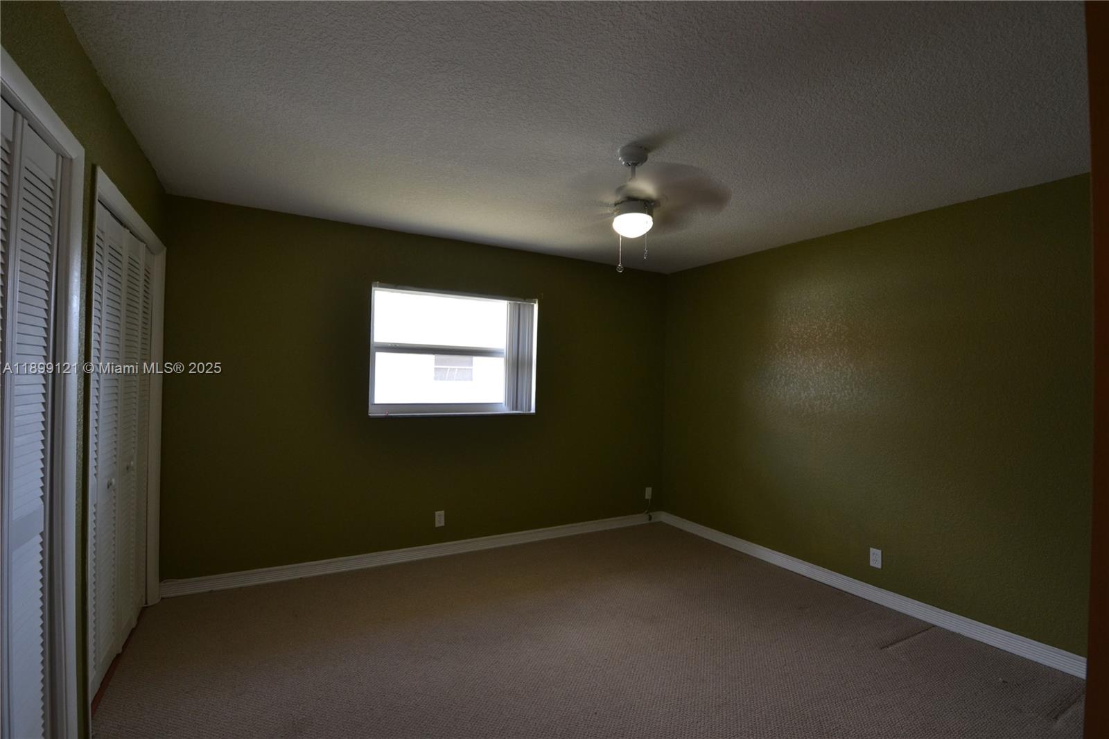 LAKES GARDEN CONDO - Residential Lease