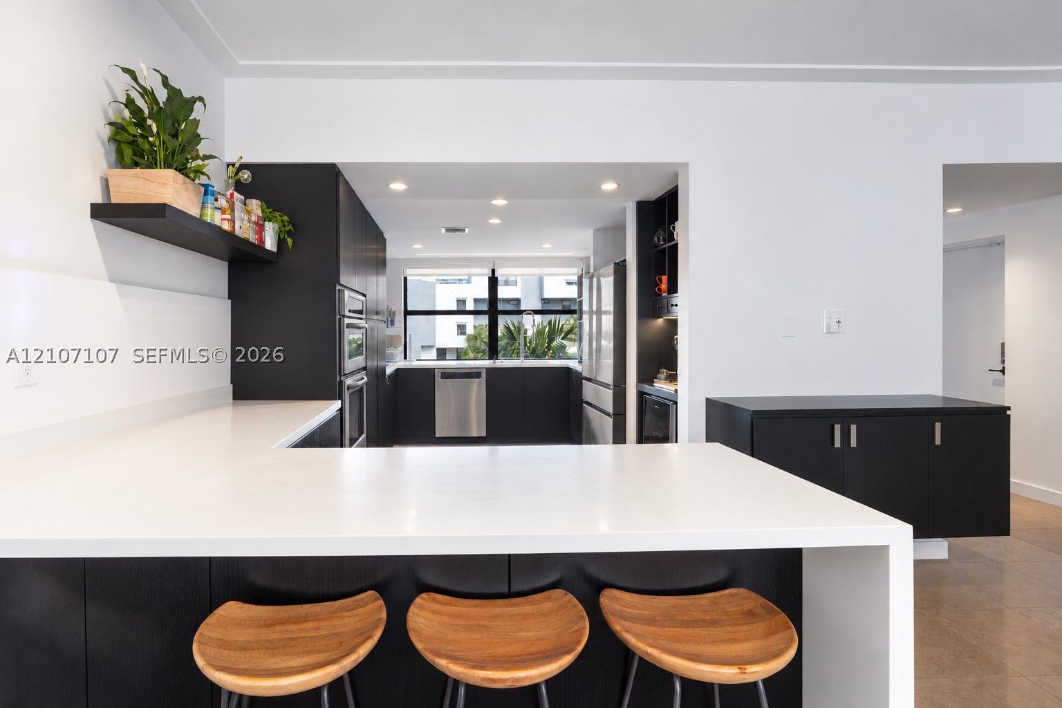 416 Poinciana Dr 1722