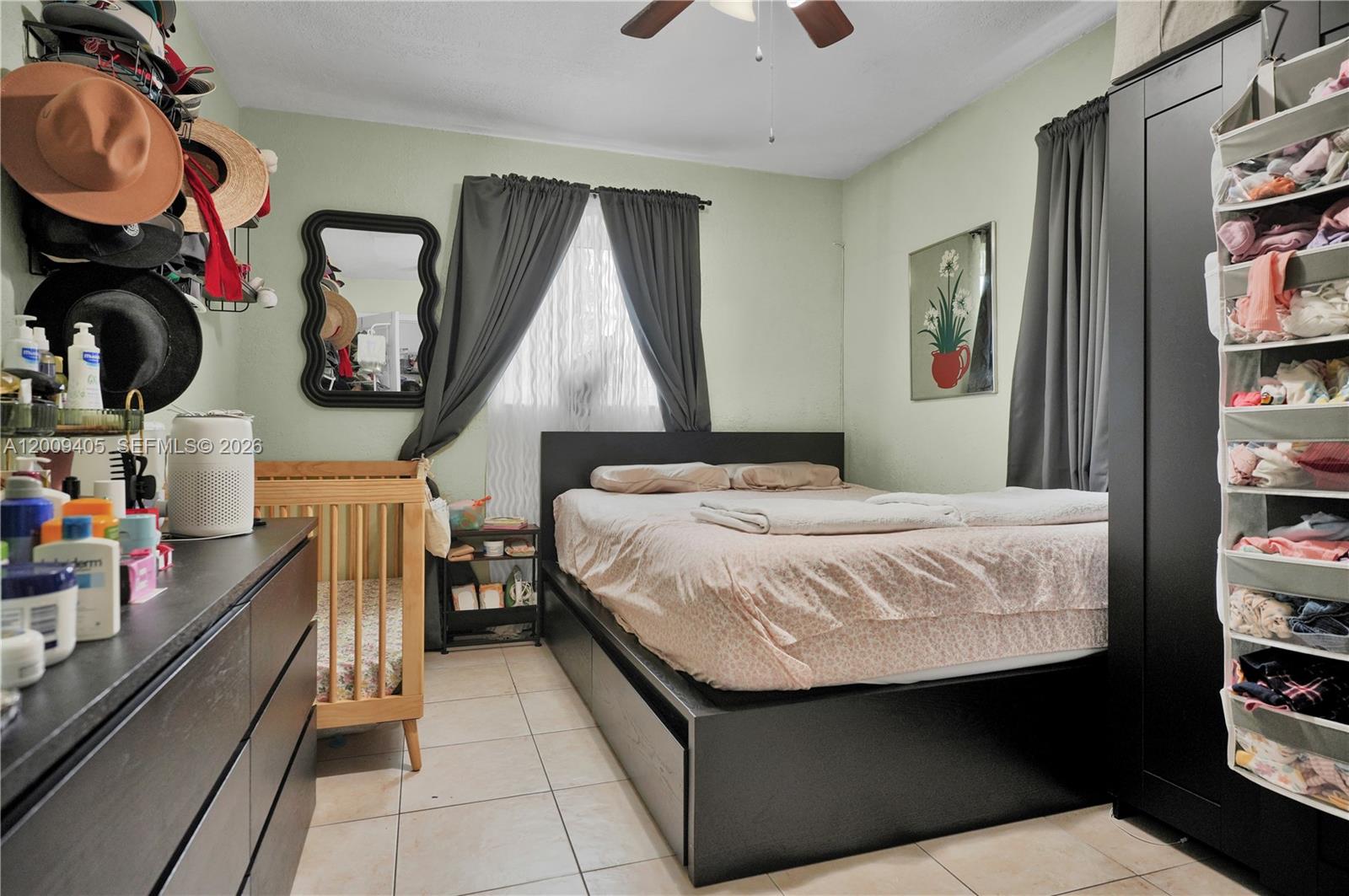 AIRLINE ESTATES UNIT NO 1 - Residential Income