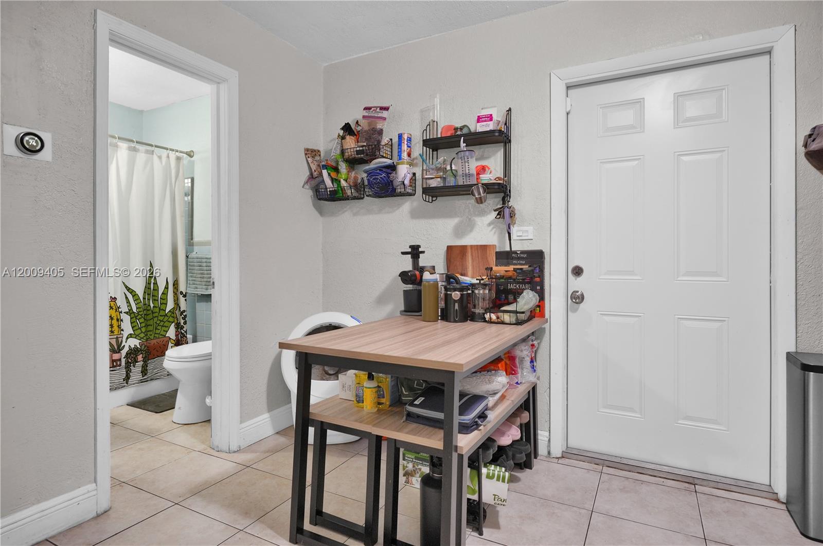 AIRLINE ESTATES UNIT NO 1 - Residential Income