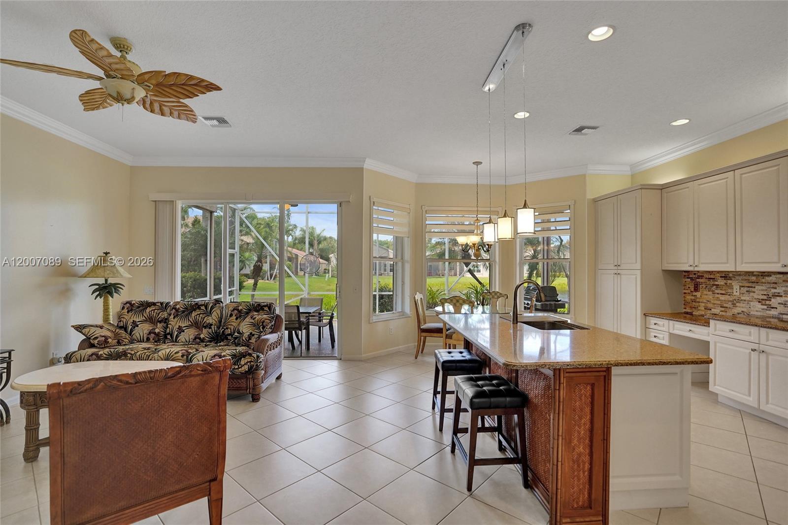 VALENCIA SHORES 3 - Residential