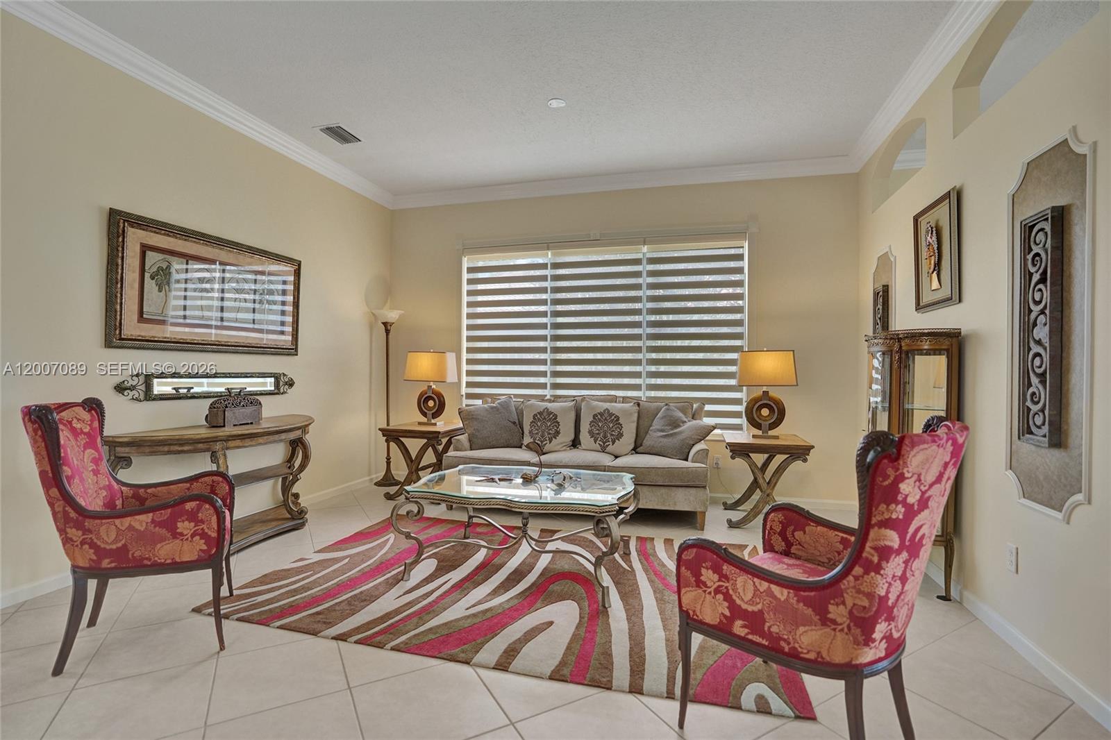 VALENCIA SHORES 3 - Residential