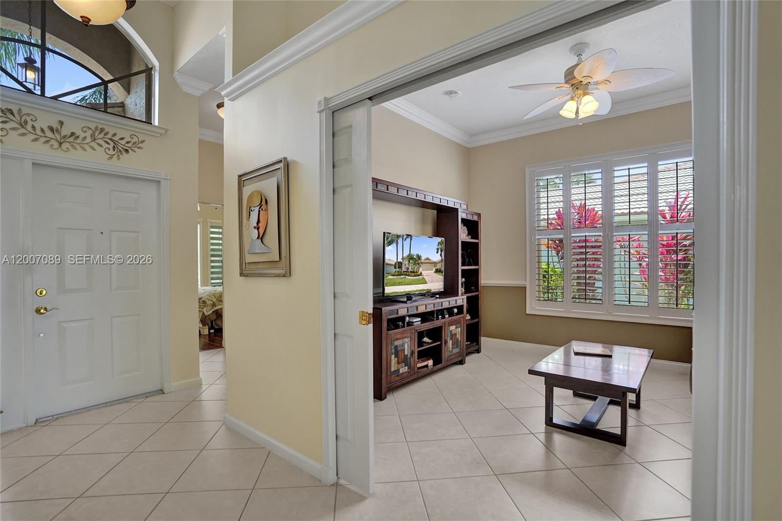 VALENCIA SHORES 3 - Residential