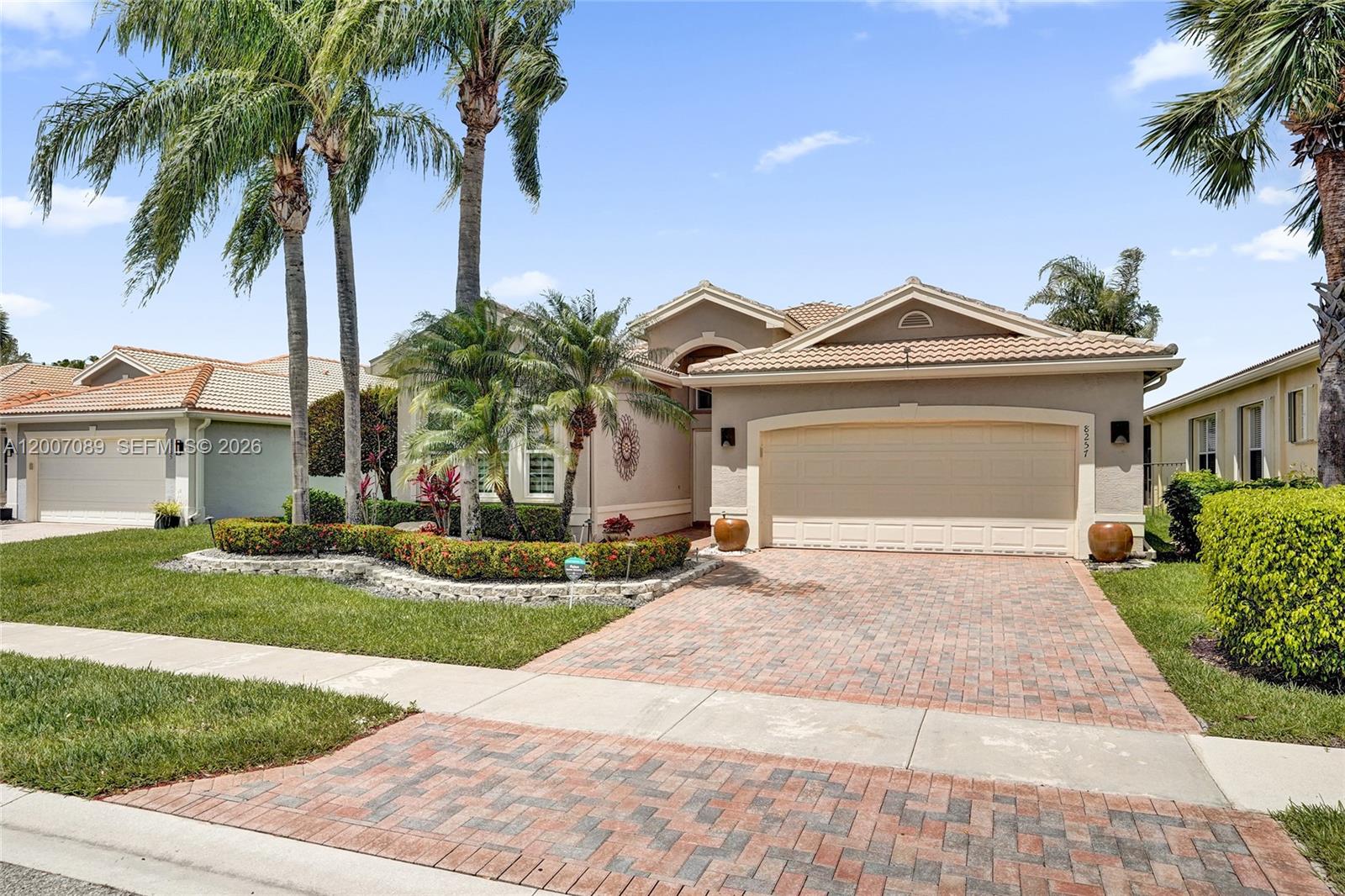 VALENCIA SHORES 3 - Residential