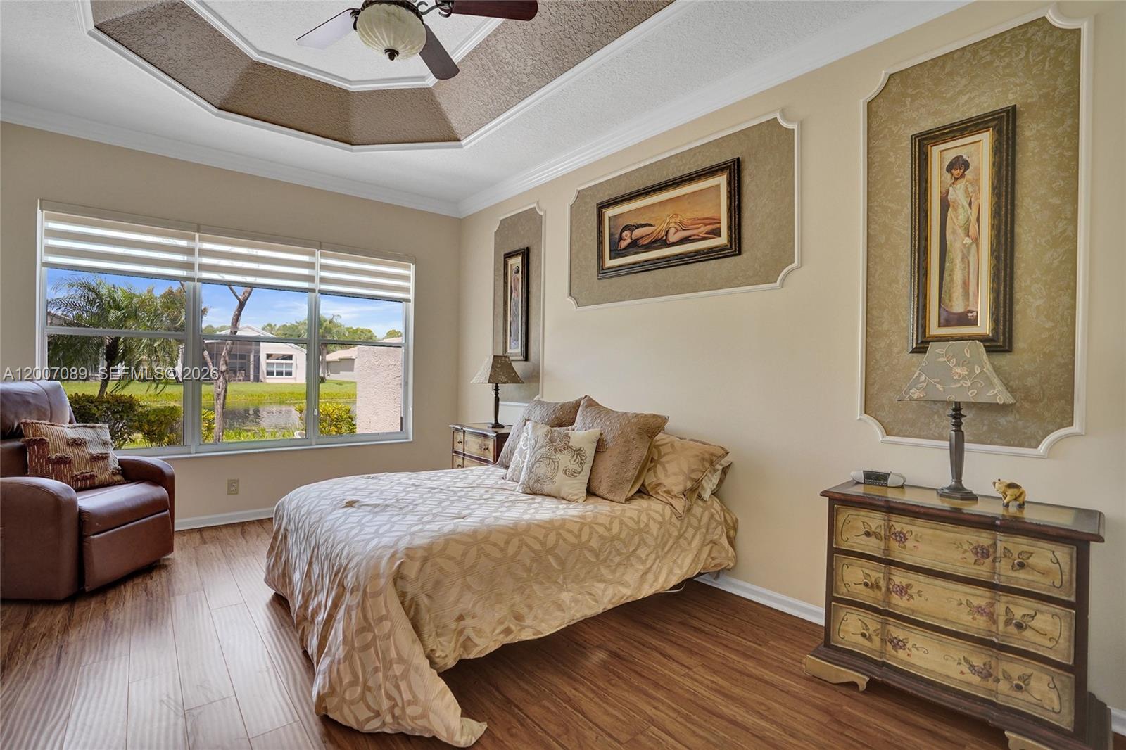 VALENCIA SHORES 3 - Residential