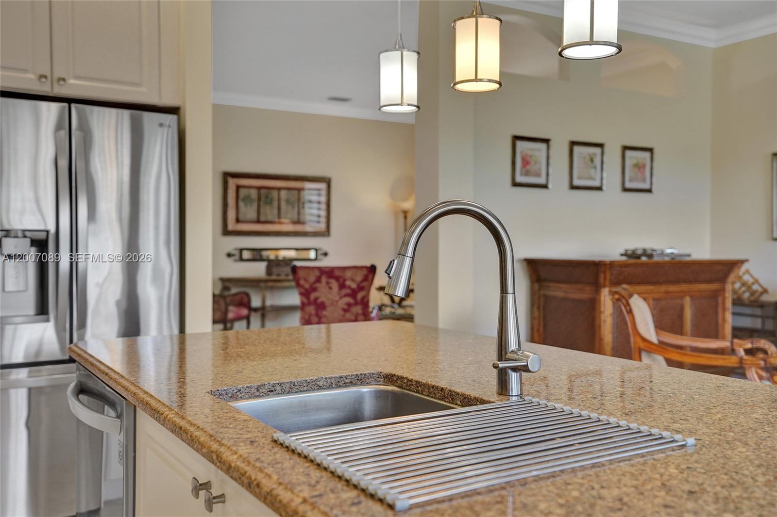 VALENCIA SHORES 3 - Residential