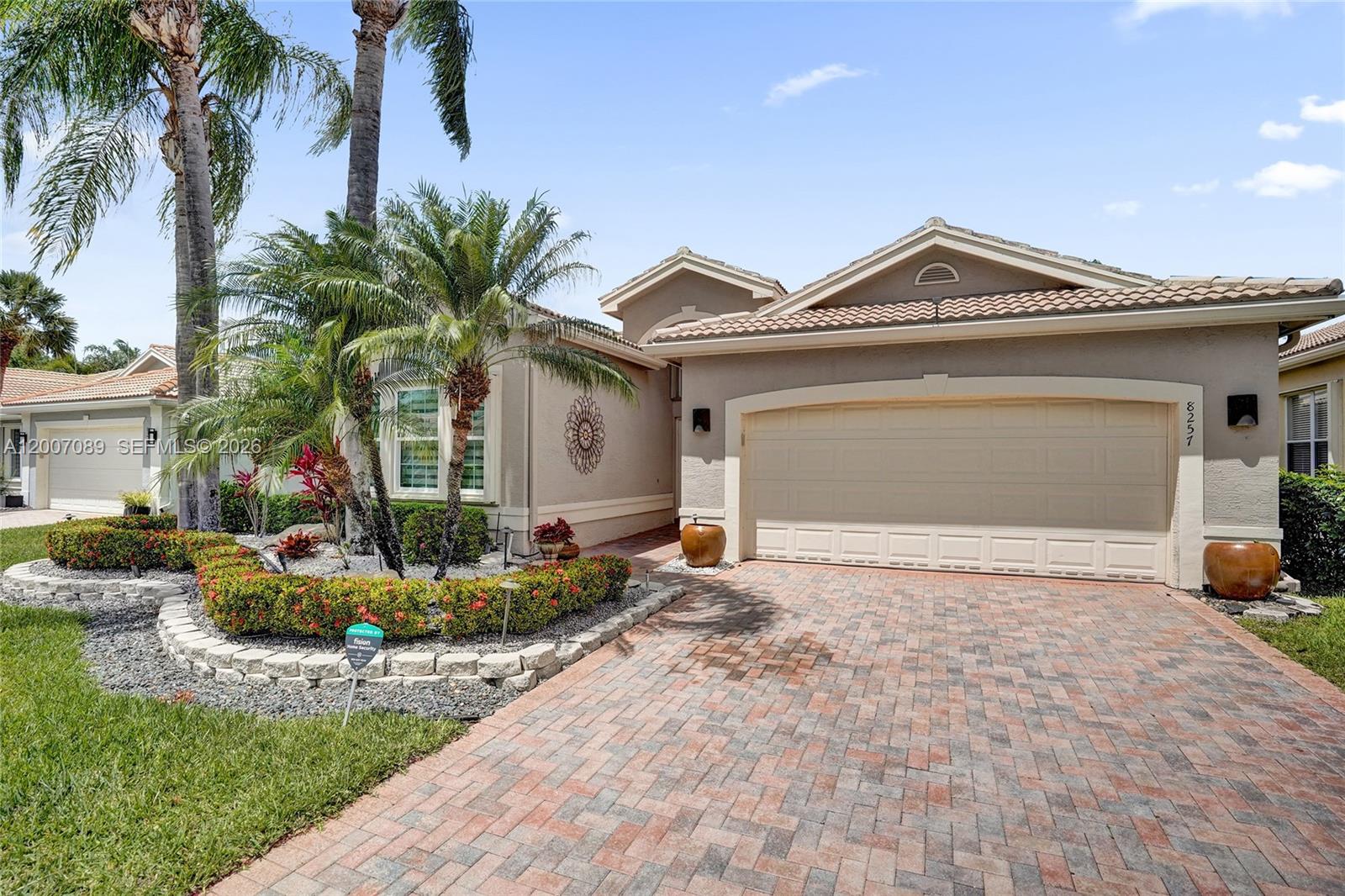 VALENCIA SHORES 3 - Residential