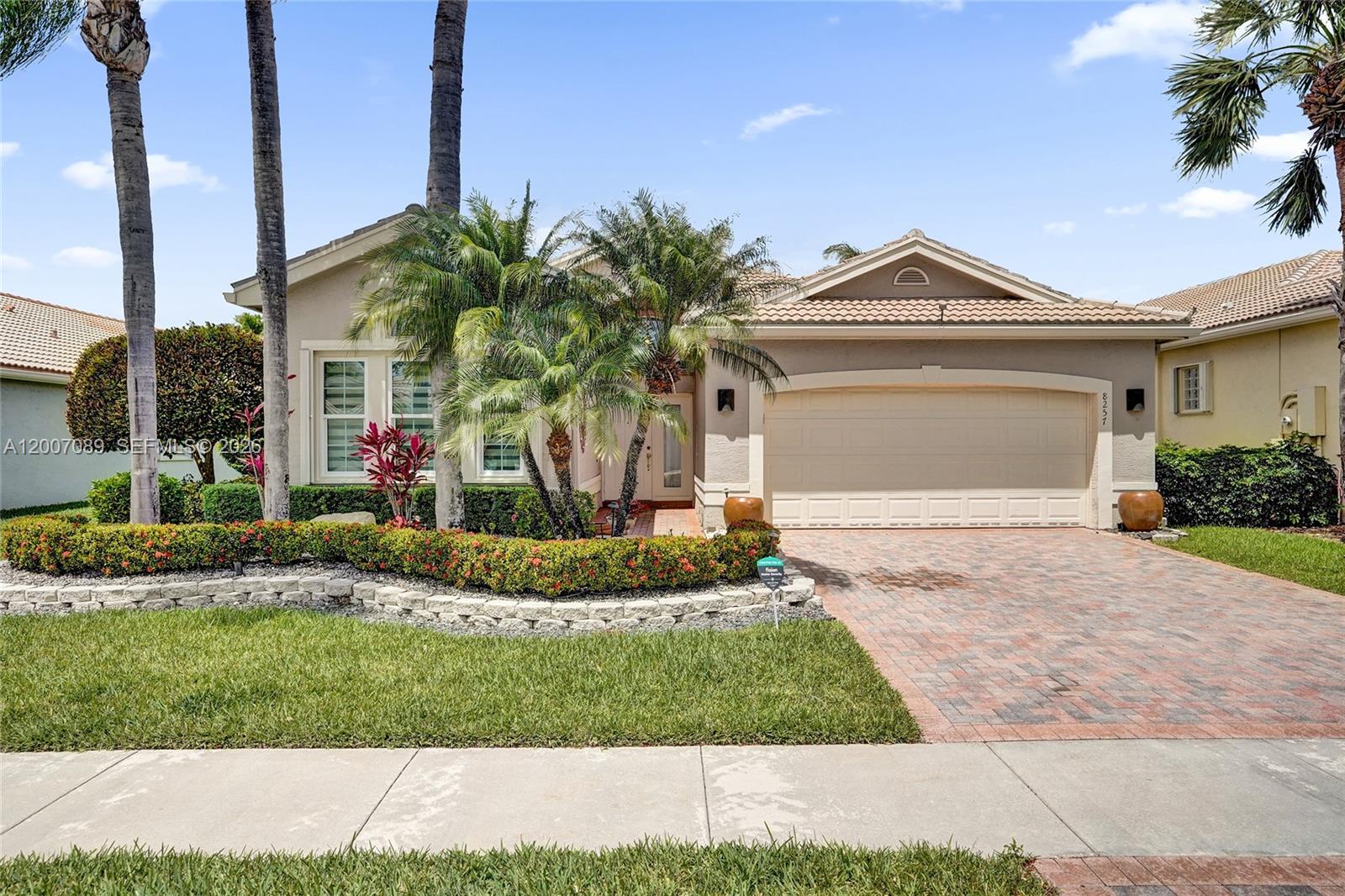 VALENCIA SHORES 3 - Residential
