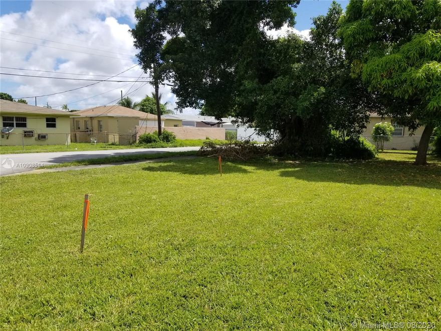 Buildable residential lot, 25’ X 75. The property has County liens. Liens can be mitigated by building according to county affordable housing guidelines or contributing to the housing trust.