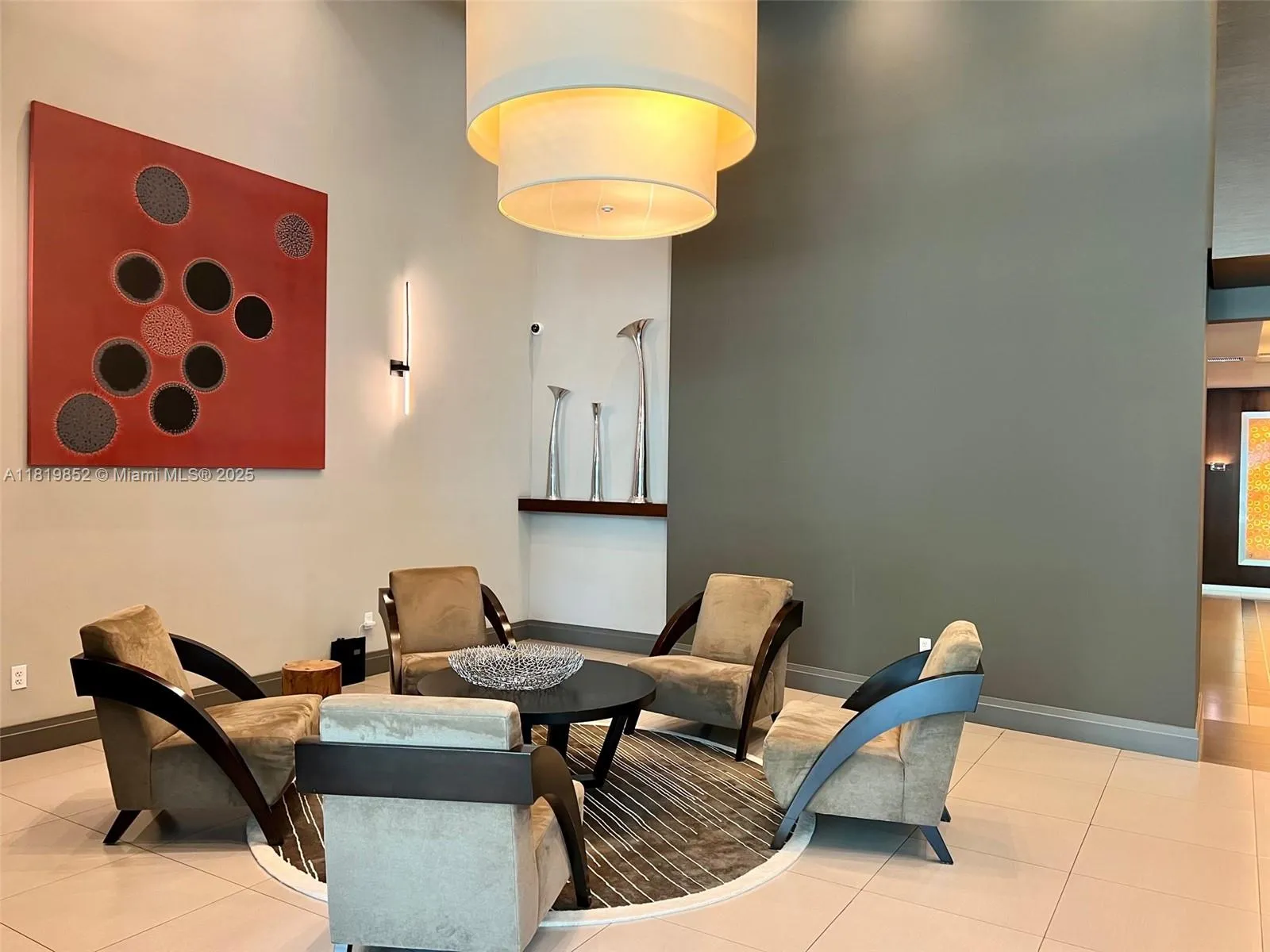 Miami, Florida 33129, United States, 3 Bedrooms Bedrooms, ,2 BathroomsBathrooms,Residential,Active,148995