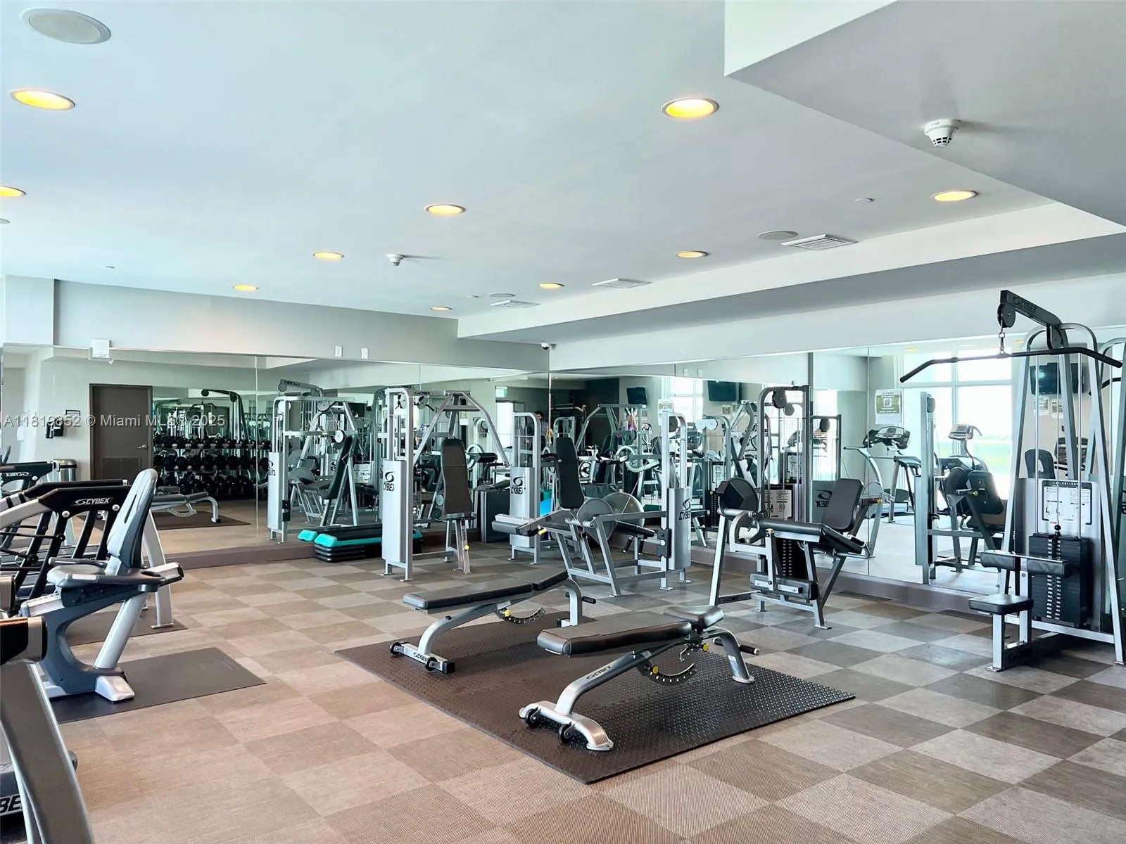 Miami, Florida 33129, United States, 3 Bedrooms Bedrooms, ,2 BathroomsBathrooms,Residential,Active,148995