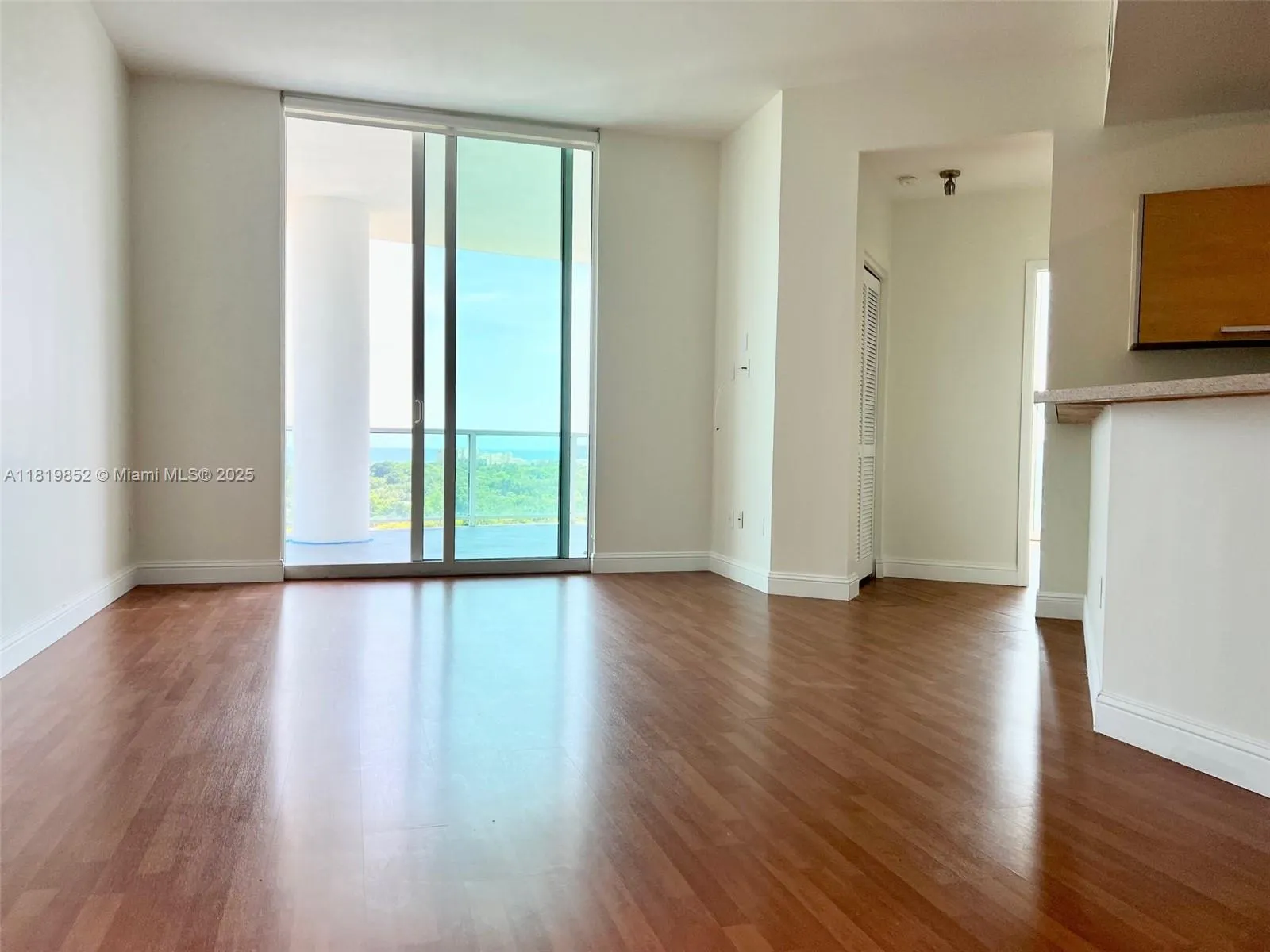 Miami, Florida 33129, United States, 3 Bedrooms Bedrooms, ,2 BathroomsBathrooms,Residential,Active,148995