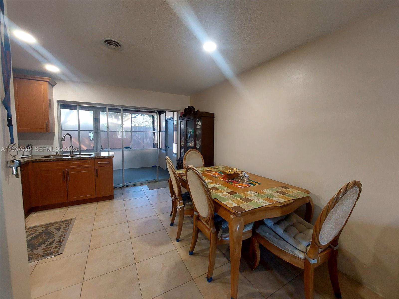 TAMARAC LAKES SECOND SEC - Residential