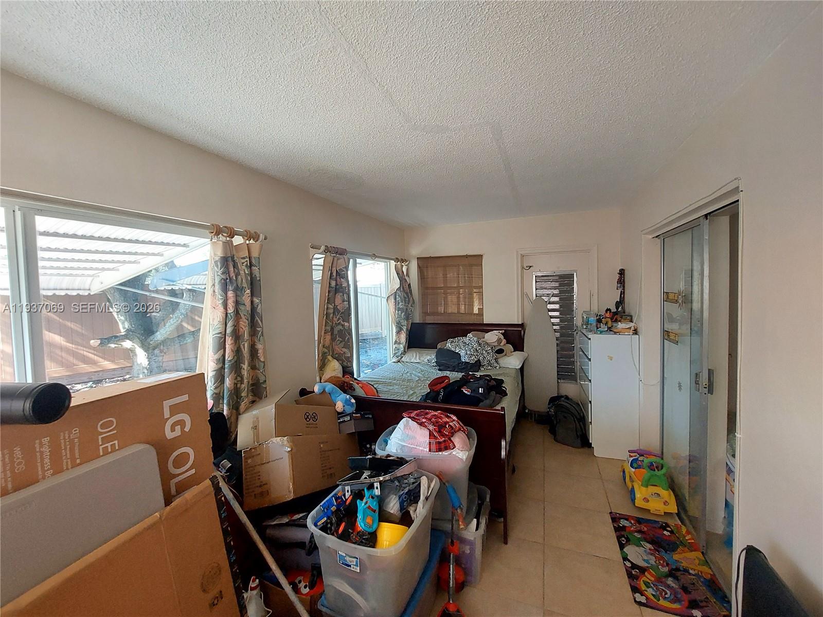 TAMARAC LAKES SECOND SEC - Residential