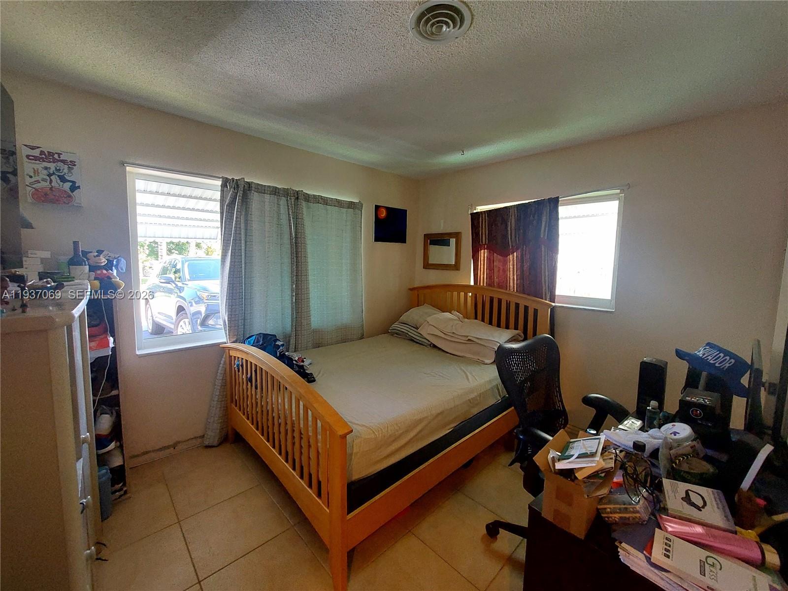 TAMARAC LAKES SECOND SEC - Residential