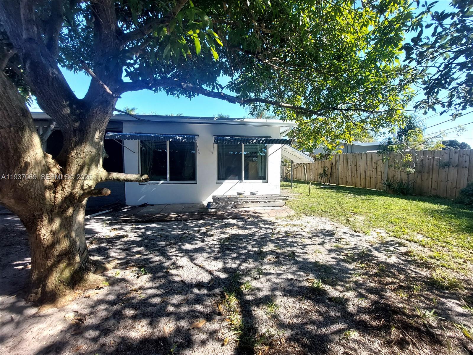 TAMARAC LAKES SECOND SEC - Residential