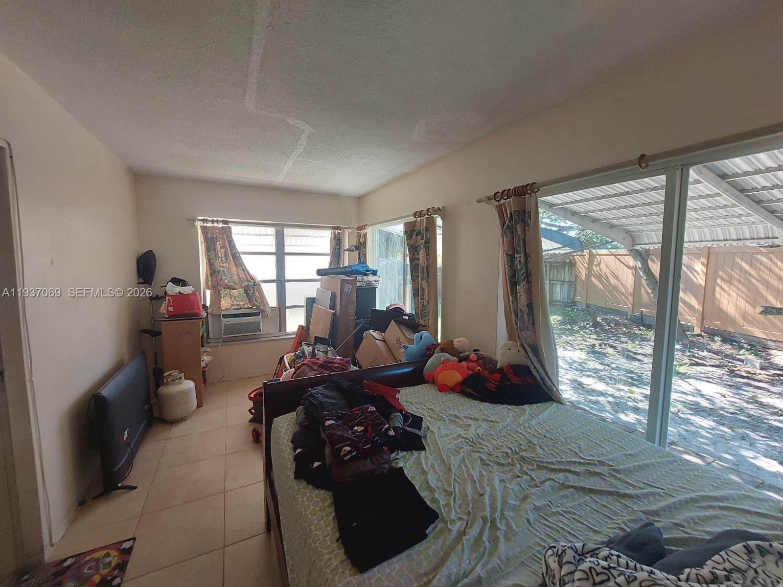 TAMARAC LAKES SECOND SEC - Residential