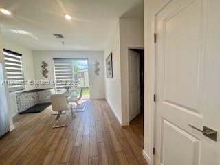 MARIE ESTATES - Residential