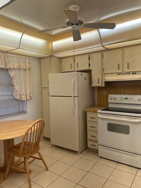 COLONY POINT 4 CONDO - Residential