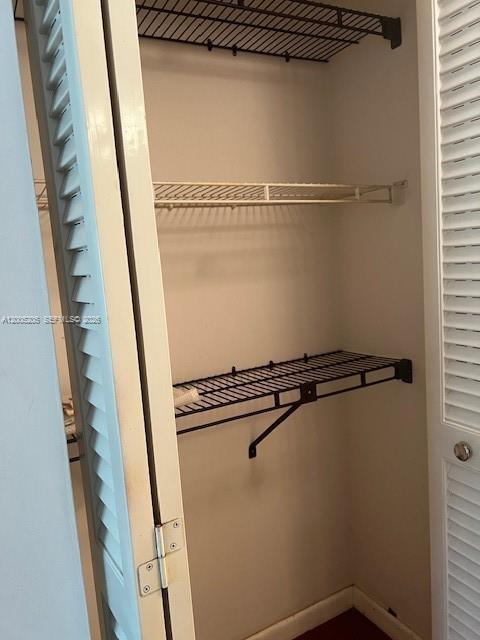 COLONY POINT 4 CONDO - Residential