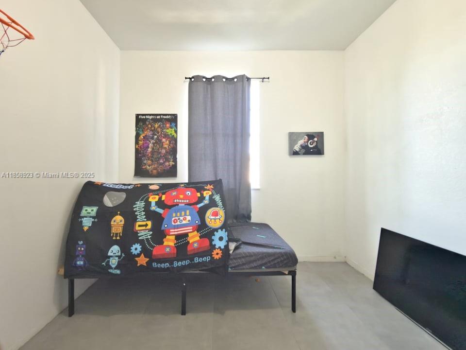 LAKES BY THE BAY GEE - Residential