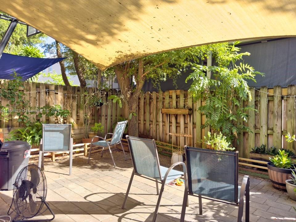 LAKES BY THE BAY GEE - Residential