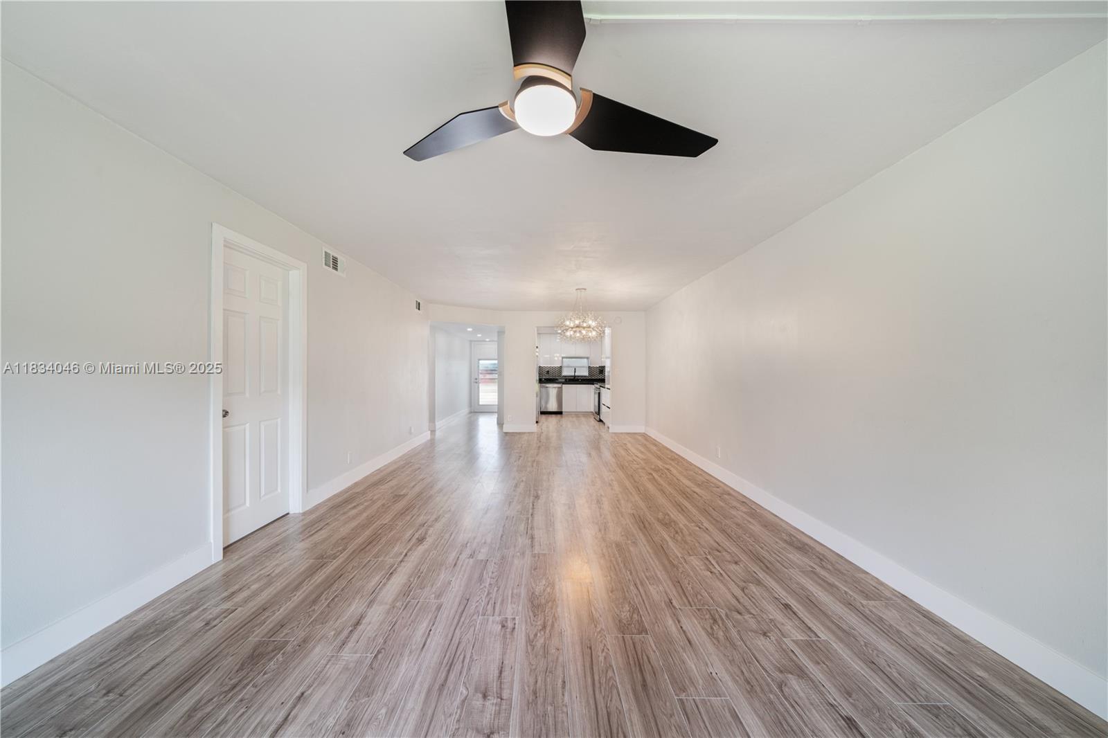 HOLLYBROOK GOLF - Residential Lease