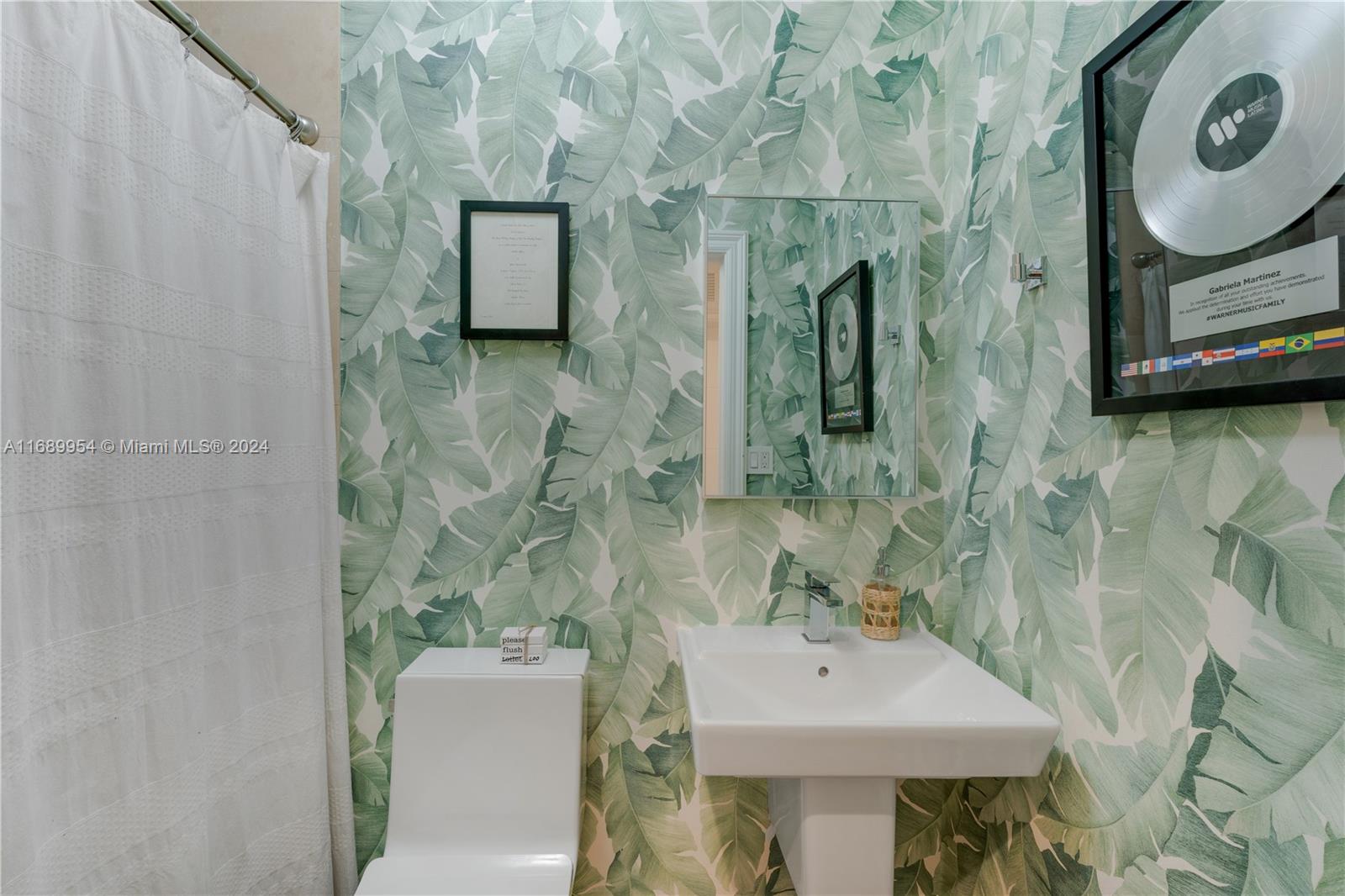 KILLIAN ACRES - Residential