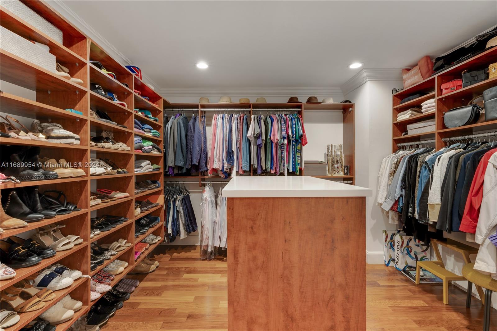 KILLIAN ACRES - Residential