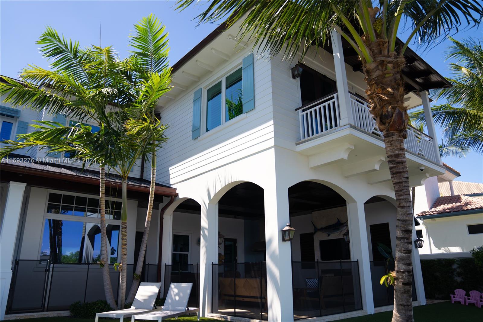 25-40-42~ S 100 FT OF N 4 - Residential