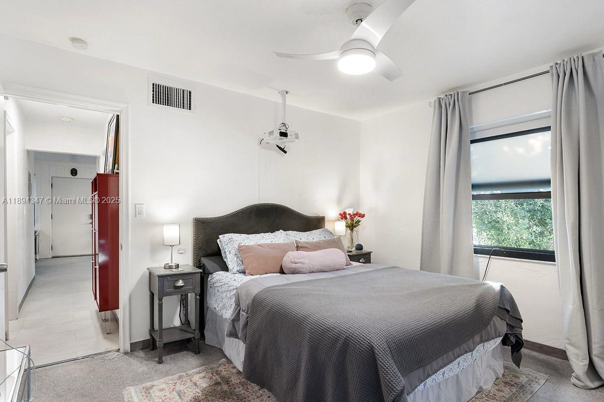 CASA GRANADA CONDO - Residential