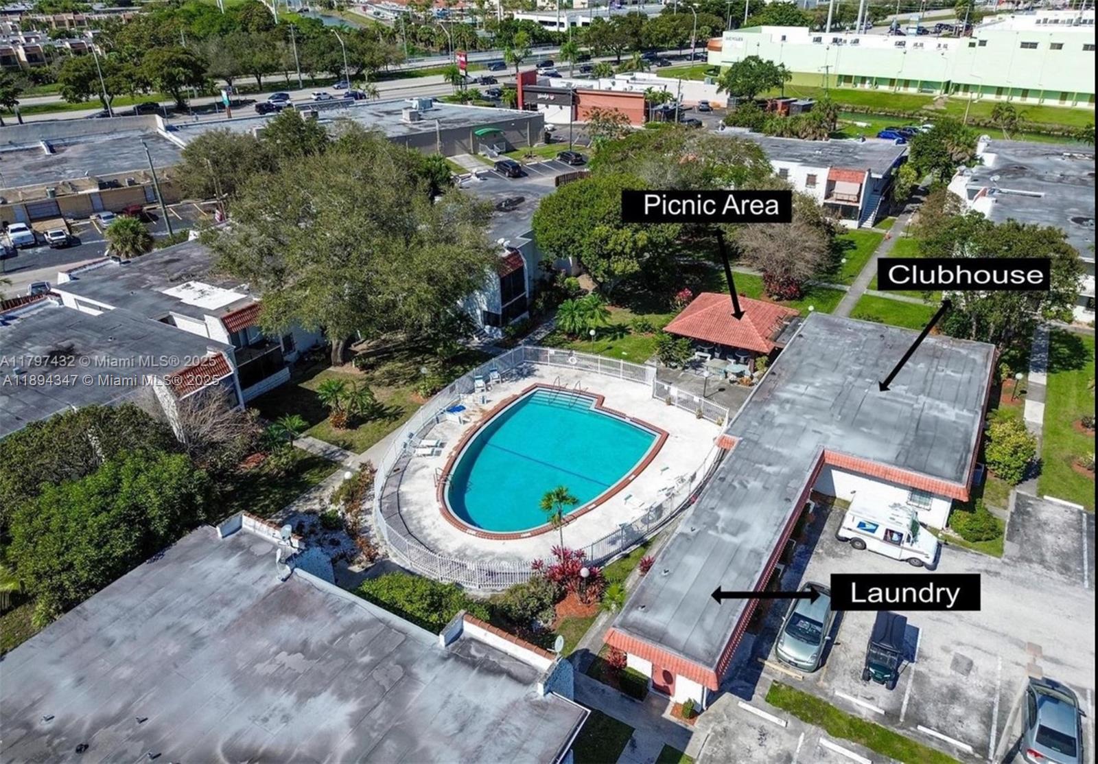 CASA GRANADA CONDO - Residential