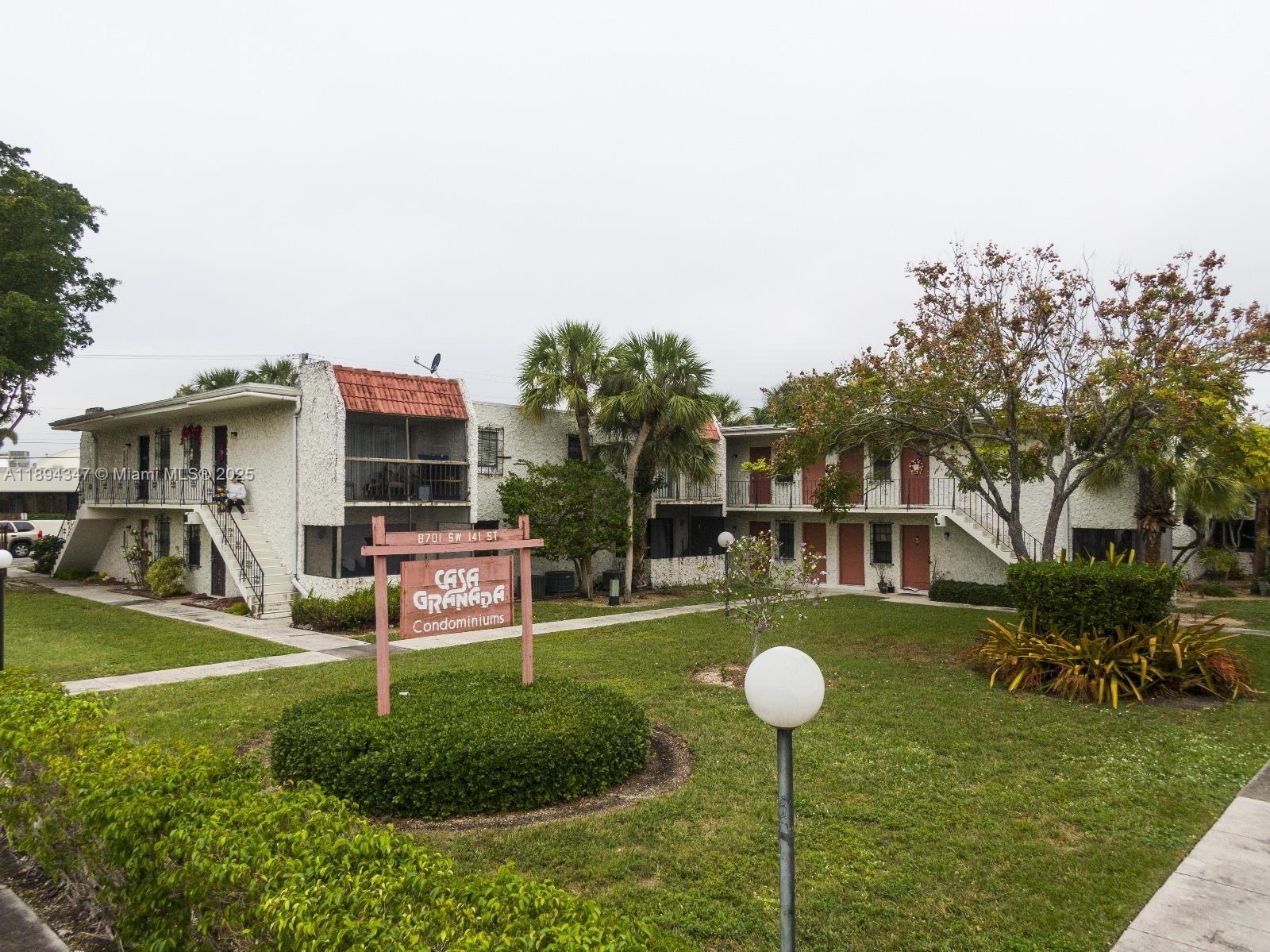 CASA GRANADA CONDO - Residential